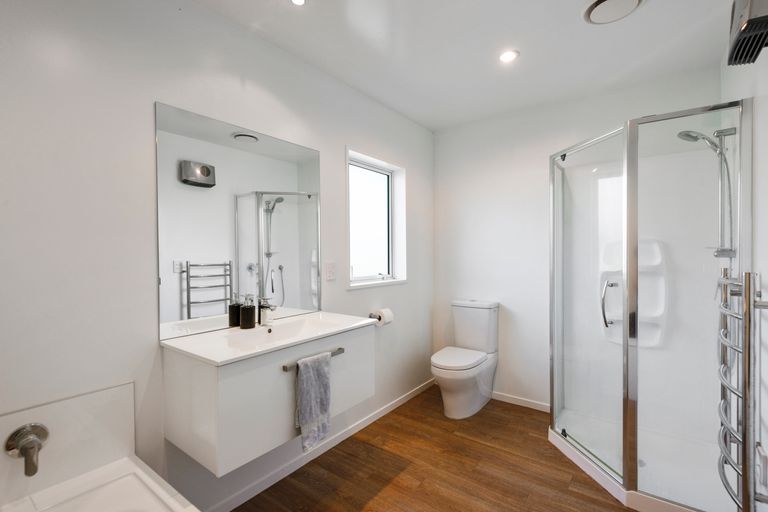 Photo of property in 32 Sinclair Street, New Brighton, Christchurch, 8083