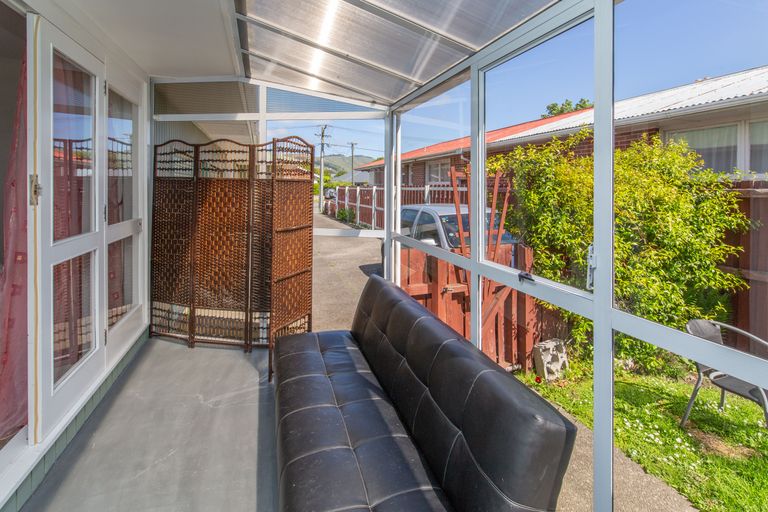 Photo of property in 2/47 Dunn Street, Somerfield, Christchurch, 8024