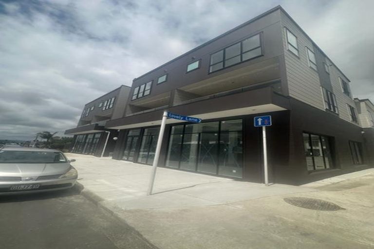 Photo of property in 309 Great South Road, Manurewa, Auckland, 2102