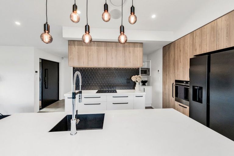 Photo of property in 7 Barewood Grove, West Melton, 7618