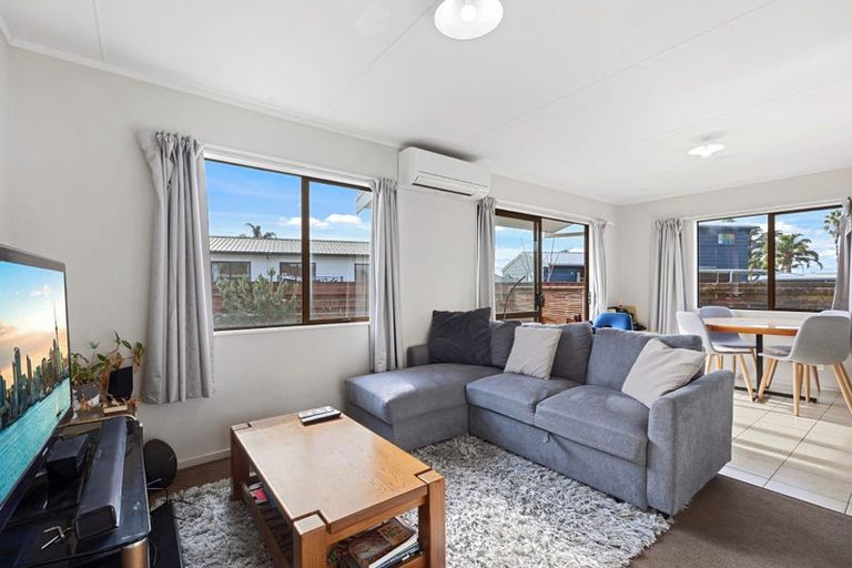 Photo of property in 4d Kimber Grove, Papamoa Beach, Papamoa, 3118