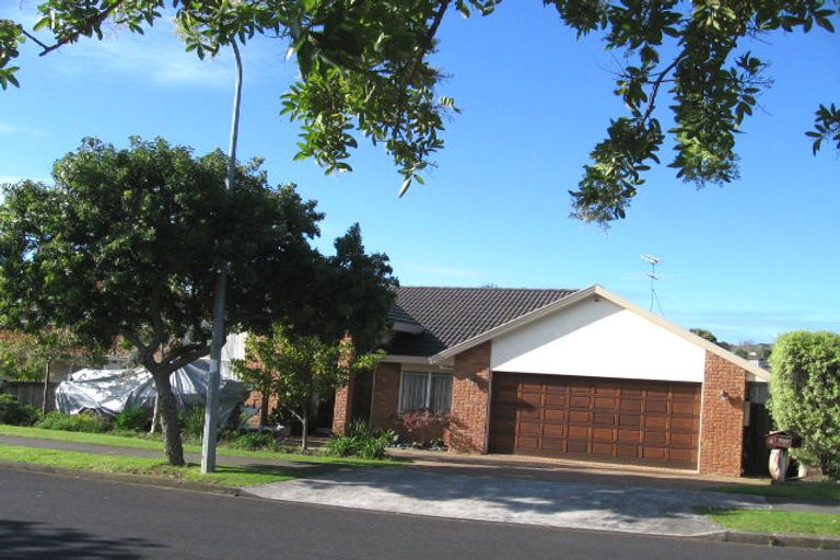 Photo of property in 4 Leicester Parade, Somerville, Auckland, 2014