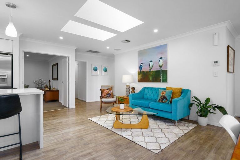 Photo of property in 17 Henry Bell Close, Leamington, Cambridge, 3432