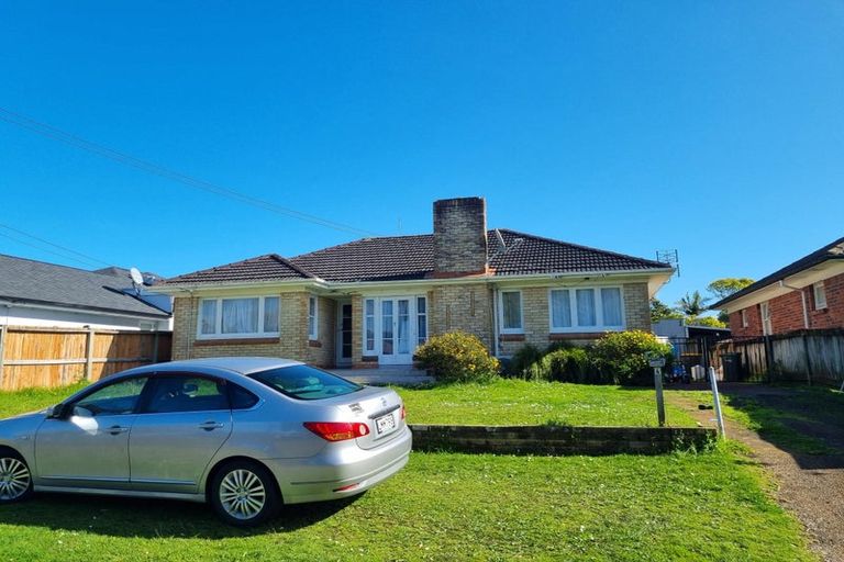 Photo of property in 4 Kohanga Road, Mangere Bridge, Auckland, 2022