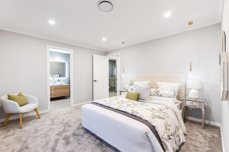 Photo of property in 49 Kumukumu Road, Long Bay, Auckland, 0630