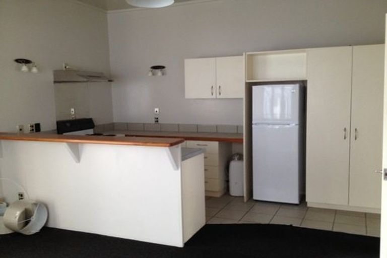 Photo of property in 1/26 Austin Street, Mount Victoria, Wellington, 6011