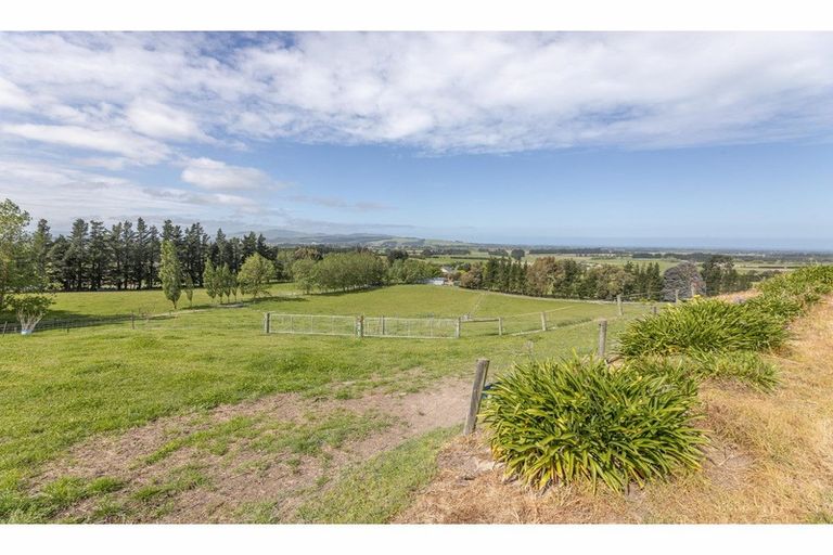 Photo of property in 157 Reserve Road, Balcairn, Amberley, 7481