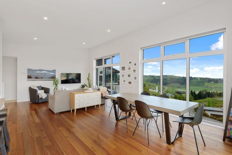 Photo of property in 16 Kiteroa Place, Cashmere, Christchurch, 8022