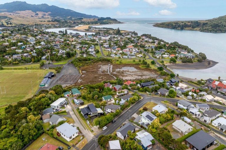 Photo of property in 8b Government Road, Raglan, 3225