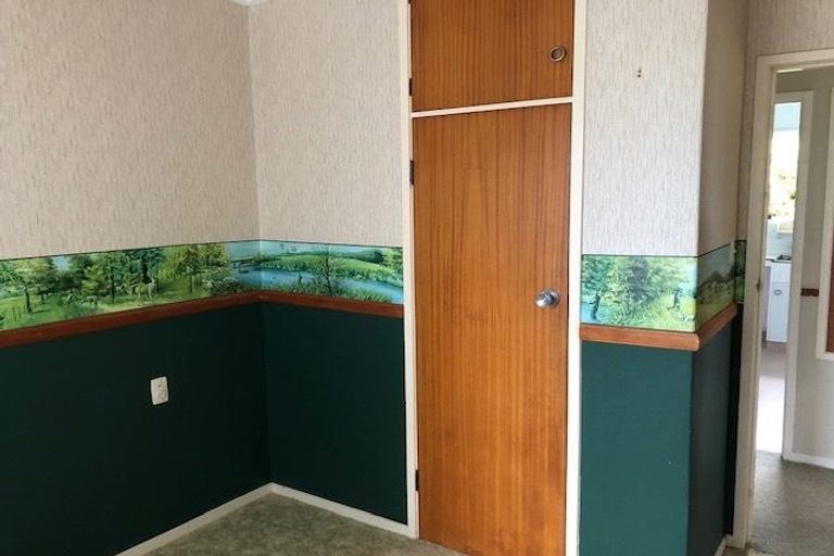 Photo of property in 49 Whaka Street, Maungaturoto, 0520