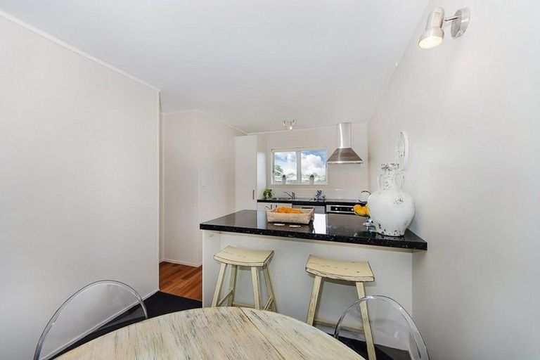 Photo of property in 1/8 Slim Place, Clendon Park, Auckland, 2103