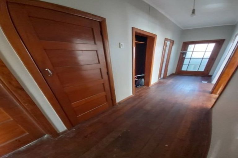 Photo of property in 2 Koromiko Avenue, Roslyn, Palmerston North, 4414