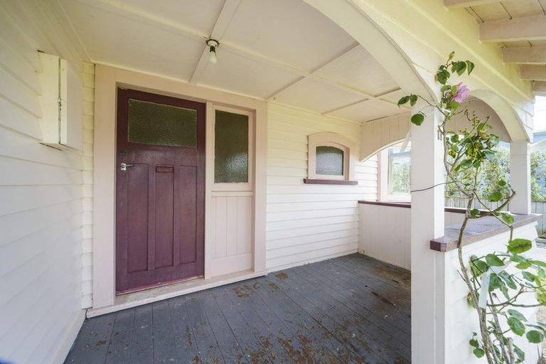 Photo of property in 11 Rosalie Terrace, Kelvin Grove, Palmerston North, 4414
