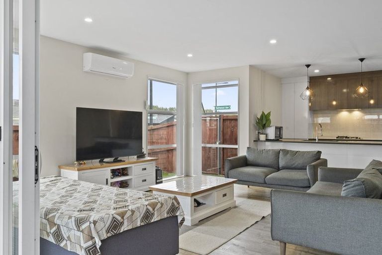 Photo of property in 40 Sapwood Crescent, Takanini, 2110