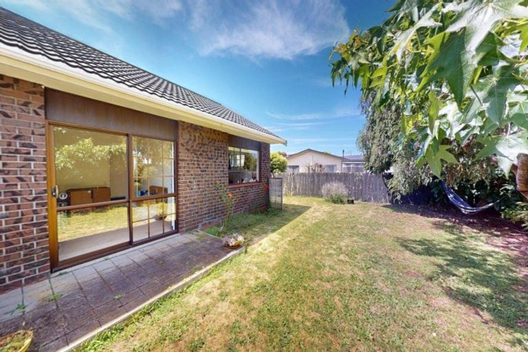 Photo of property in 6b Akepiro Place, Tawhero, Whanganui, 4501
