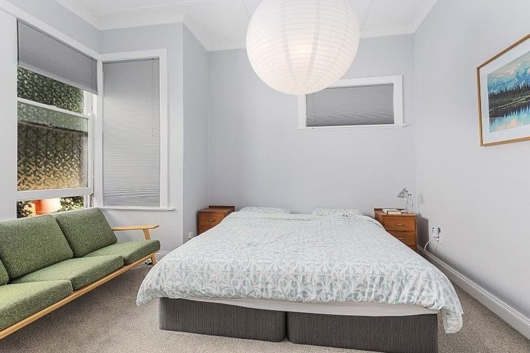 Photo of property in 6 Queens Drive, Kilbirnie, Wellington, 6022