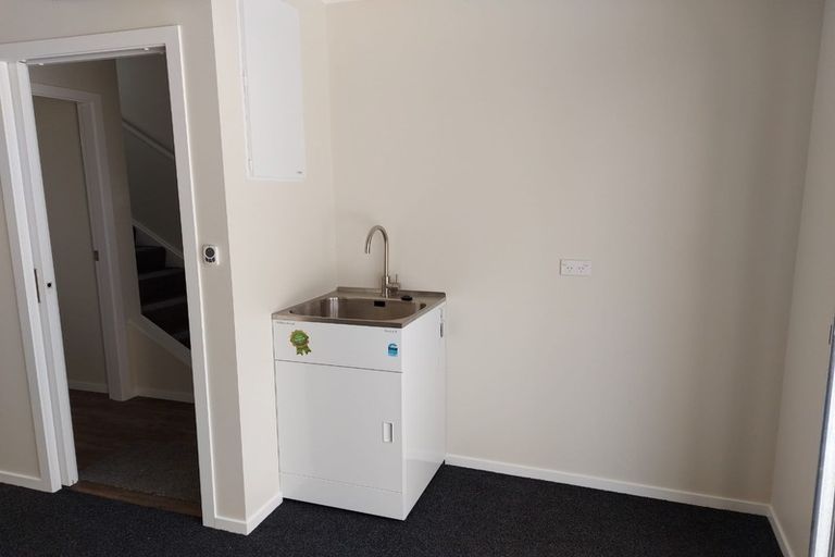 Photo of property in 18c Royal Street, Upper Hutt Central, Upper Hutt, 5018