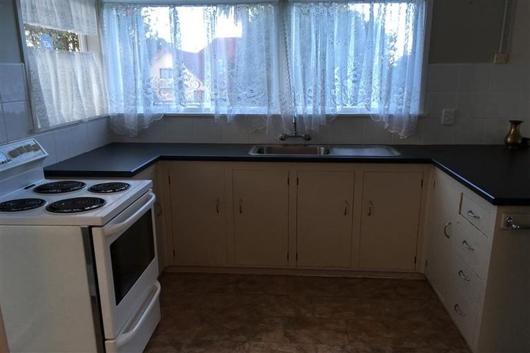 Photo of property in 1/66 Great South Road, Papakura, 2110