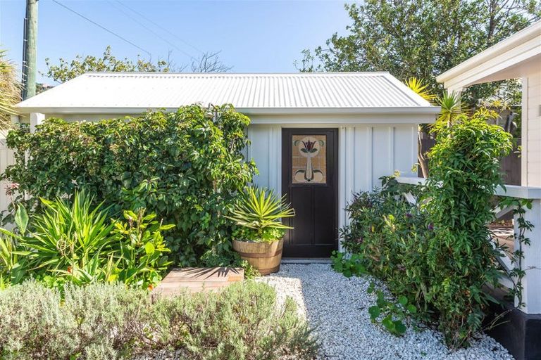 Photo of property in 43 Dryden Street, Sumner, Christchurch, 8081