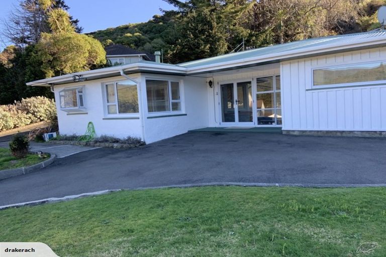 Photo of property in 4 Bledisloe Crescent, Wainuiomata, Lower Hutt, 5014