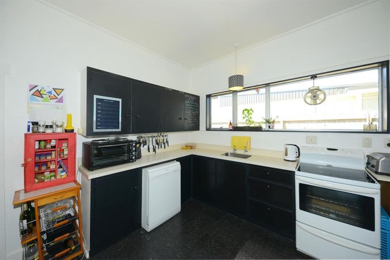 Photo of property in 148 Baker Street, New Brighton, Christchurch, 8083
