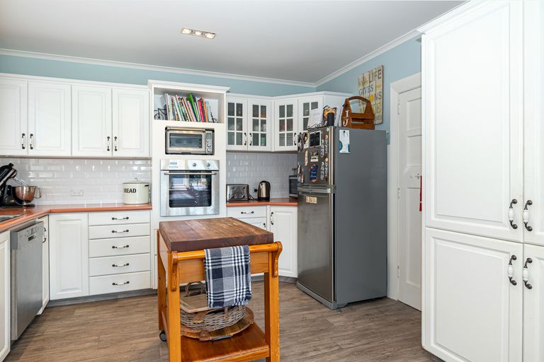 Photo of property in 285 Church Street, West End, Timaru, 7910