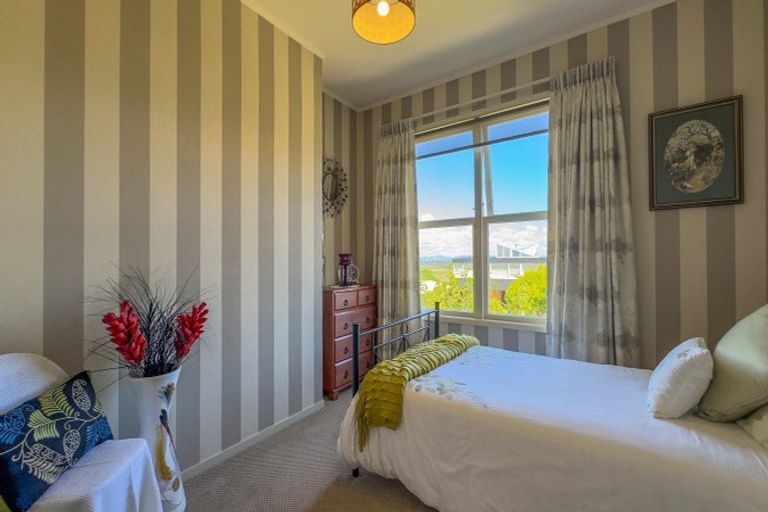 Photo of property in 152 Brunton Crescent, Thames, 3500