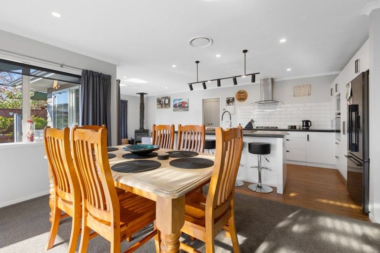 Photo of property in 22 Dreaver Drive, Waitara, 4320