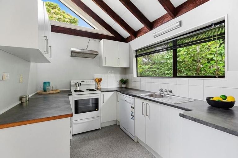 Photo of property in 10 Rosalind Street, Ngaio, Wellington, 6035