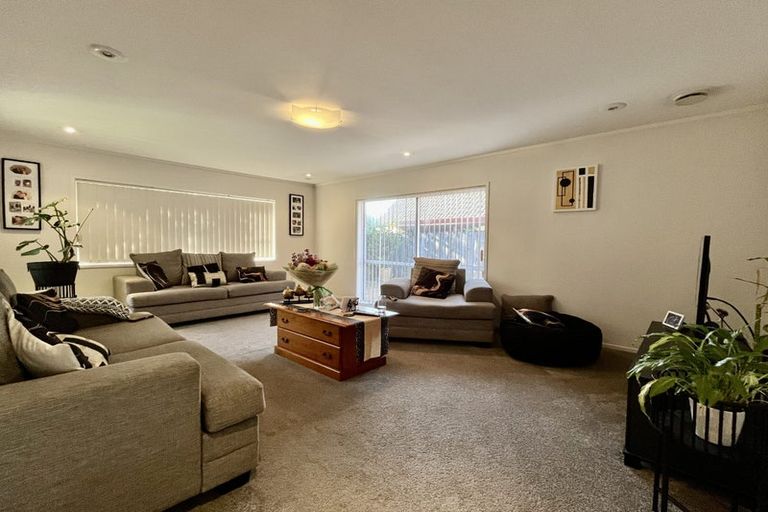 Photo of property in 2 Merino Avenue, Somerville, Auckland, 2014