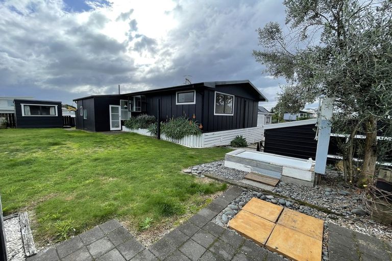 Photo of property in 1278b Papamoa Beach Road, Papamoa Beach, Papamoa, 3118
