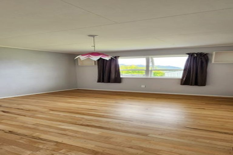 Photo of property in 20 Totaravale Street, Pukehangi, Rotorua, 3015
