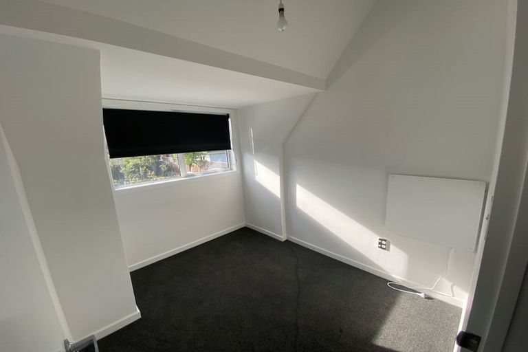 Photo of property in 98a Memorial Avenue, Ilam, Christchurch, 8053