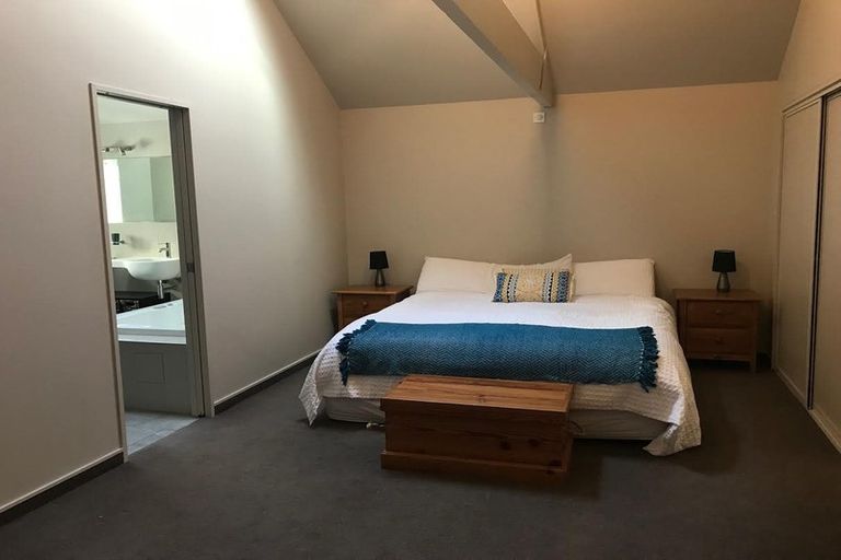 Photo of property in 7/2 Manor Place, Dunedin Central, Dunedin, 9016