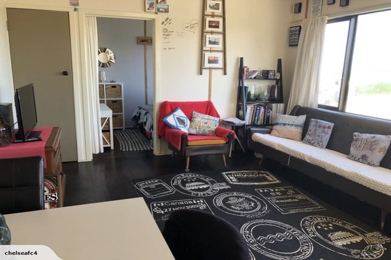 Photo of property in 5 Tokopapa Street, Mokau, 4376