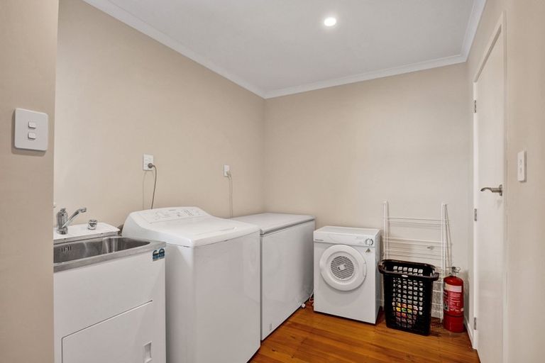 Photo of property in 38 Cameron Street, Hawera, 4610