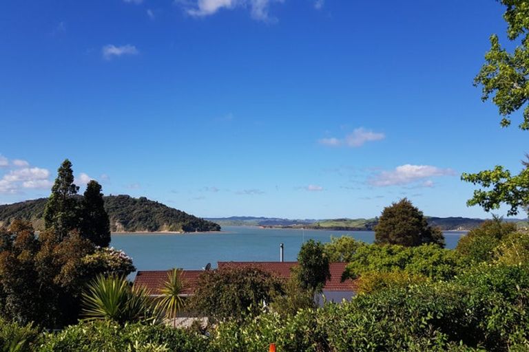 Photo of property in 78i Greenslade Road, Raglan, 3295