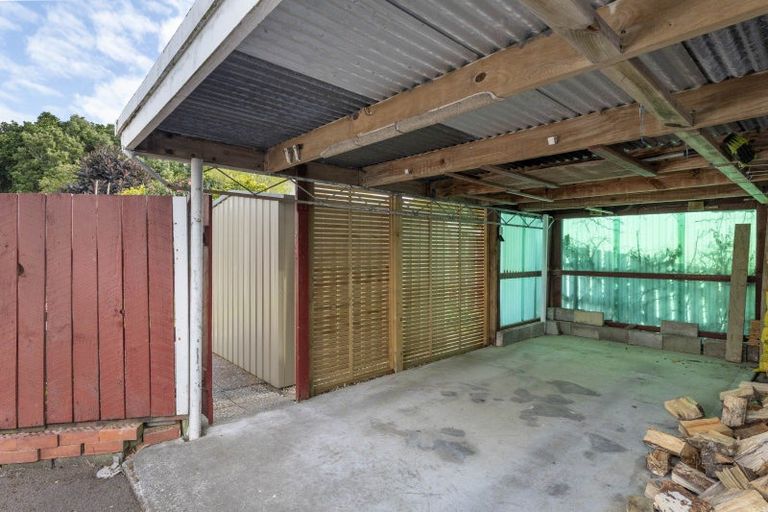 Photo of property in 2/4 Severn Place, Spotswood, New Plymouth, 4310