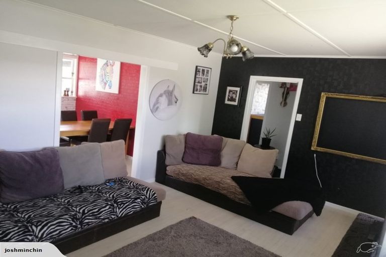 Photo of property in 11 Kettle Avenue, Awapuni, Palmerston North, 4412