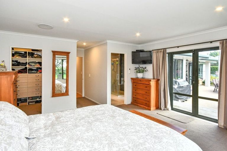 Photo of property in 68 Cooper Road, Ramarama, Drury, 2579