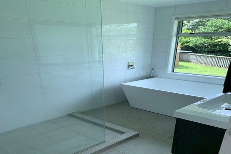 Photo of property in 49 Pitcairn Street, Oakura, 4314