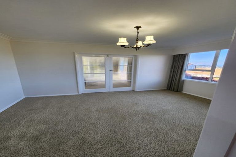 Photo of property in 2 View Road, Houghton Bay, Wellington, 6023