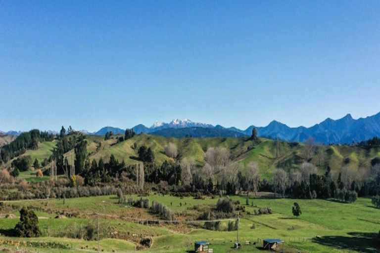 Photo of property in 293 Neudorf Road, Upper Moutere, 7175