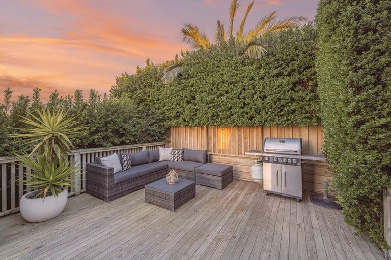 Photo of property in 266 Major Hornbrook Road, Mount Pleasant, Christchurch, 8081