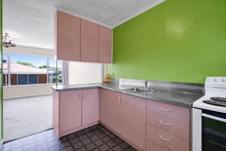 Photo of property in 2/22 Hua Street, Bell Block, New Plymouth, 4312