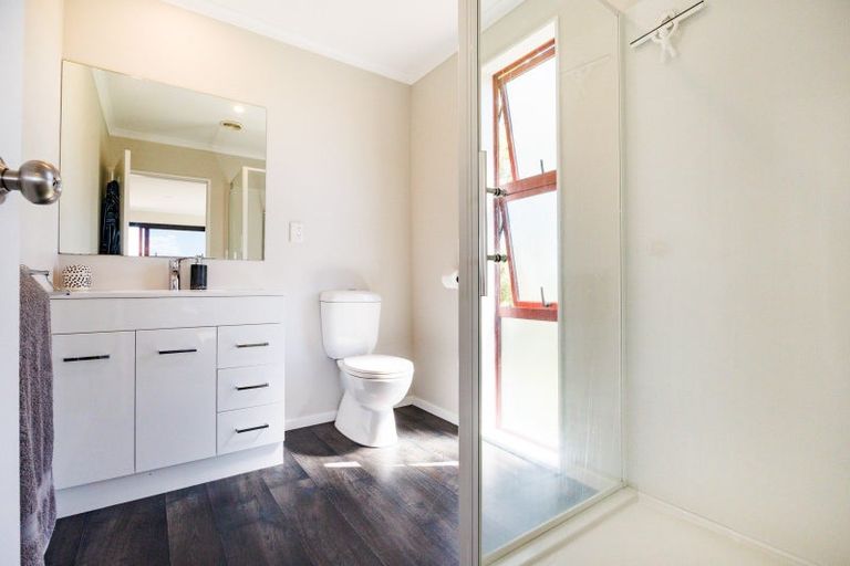 Photo of property in 107 Ashhurst Road, Bunnythorpe, Palmerston North, 4481