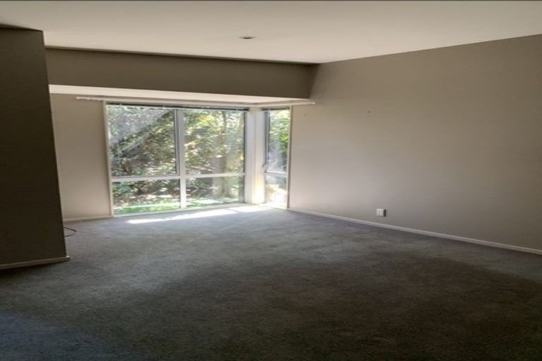 Photo of property in 11 Linkwater Way, Parklands, Christchurch, 8083