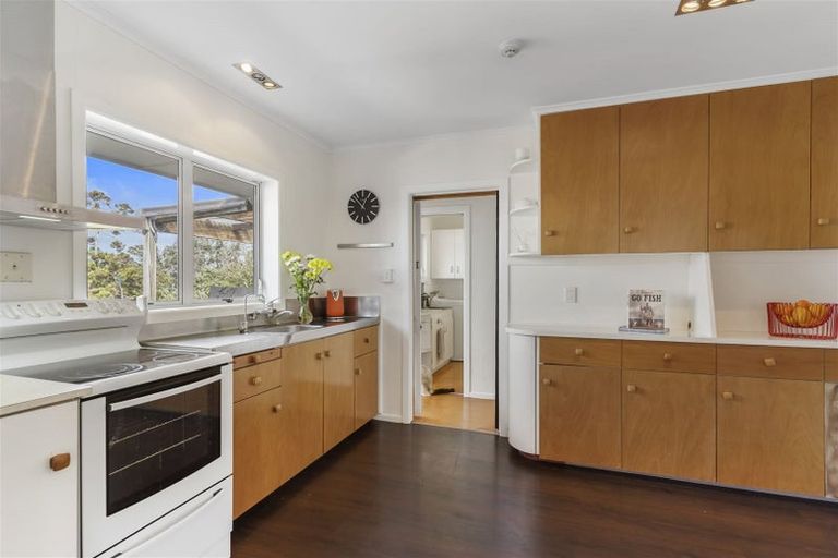 Photo of property in 50 Clovelly Road, Bucklands Beach, Auckland, 2012