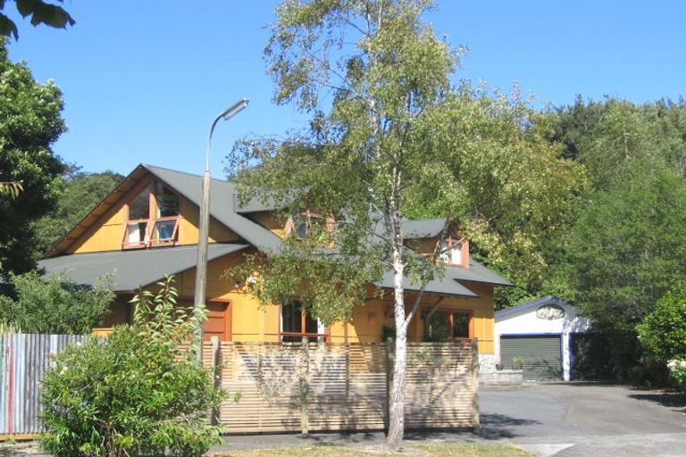 Photo of property in 7 Agate Grove, Birchville, Upper Hutt, 5018