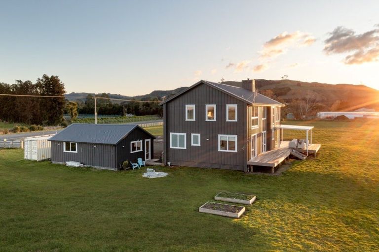 Photo of property in 93 Bell Road, Papamoa, Te Puke, 3187